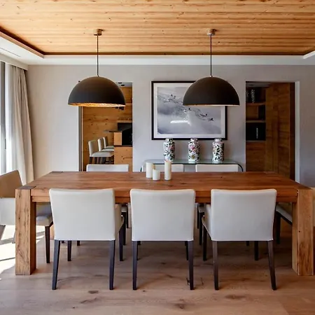 别墅 Regent Retreat Rougemont