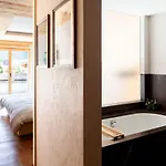 Villa Regent Retreat *