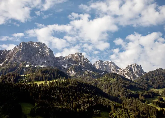 Regent Retreat Villa *